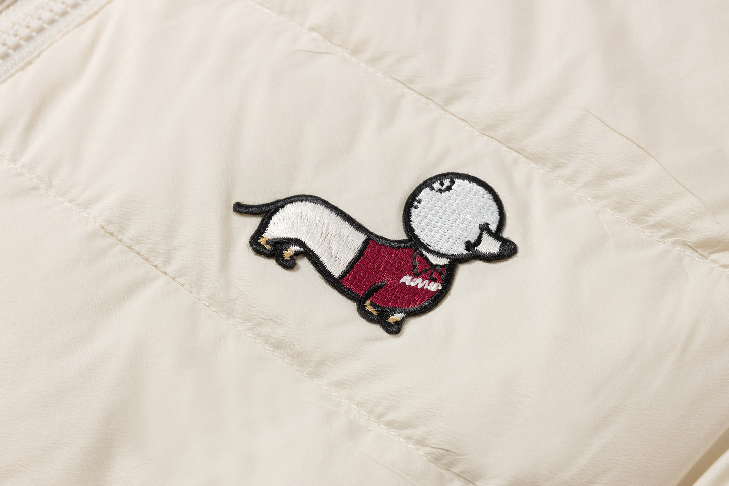 電熱羽絨馬甲（米白）