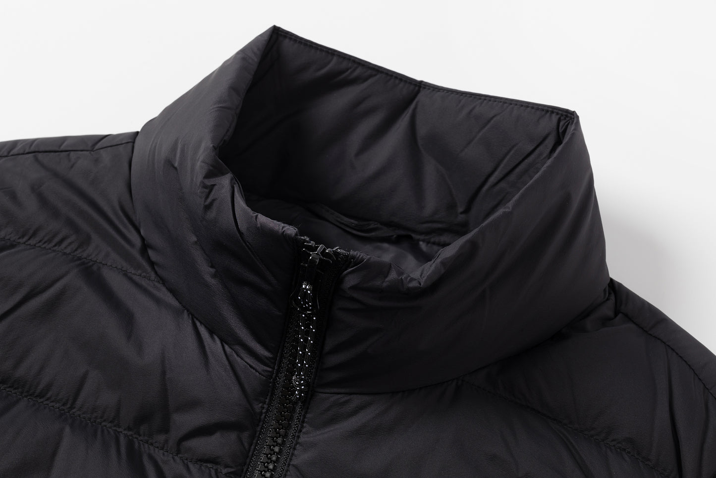 電熱羽絨馬甲（黑色）